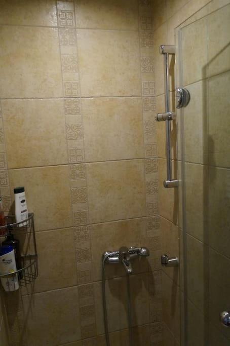 Apartment With A Garden, Bbq, Swimming Pool And Jacuzzi Dhráfi Zewnętrze zdjęcie